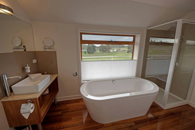 Vacation Rentals (Hobart, Tasmania, Australia)