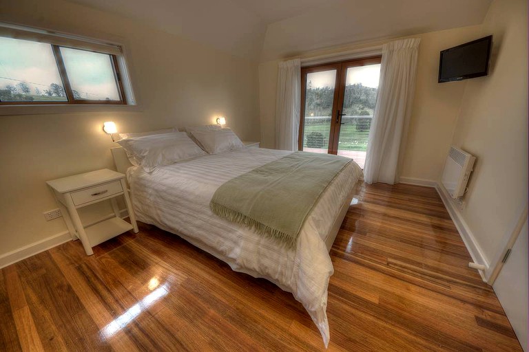 Vacation Rentals (Hobart, Tasmania, Australia)