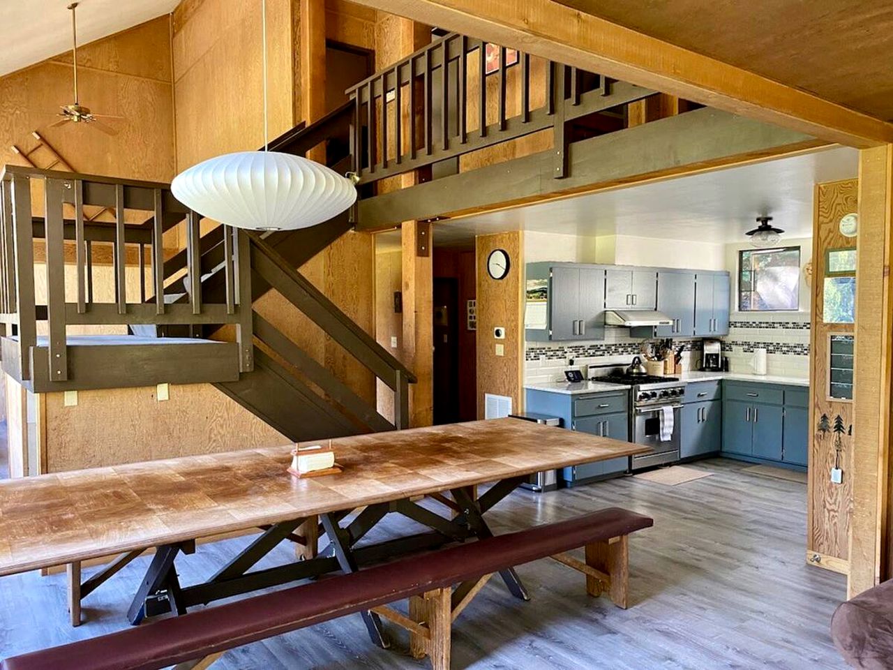 Spacious Chalet Rental in Alpine Valley for a Weekend getaway in California