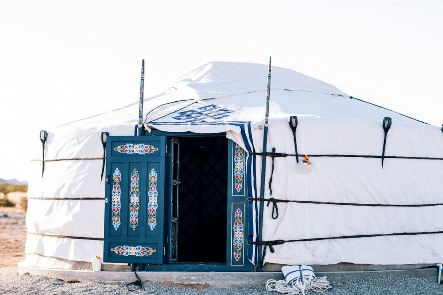 Peaceful Desert Yurt Glamping with Stargazing Near Joshua Tree National Park, California