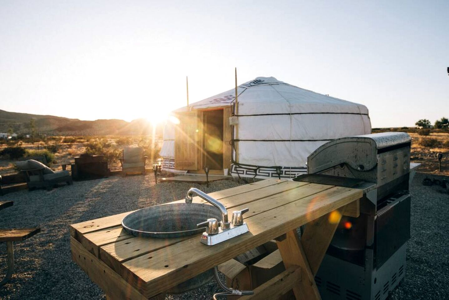 Picturesque Yurt Fantastic for Stargazing near Joshua Tree National Park, California