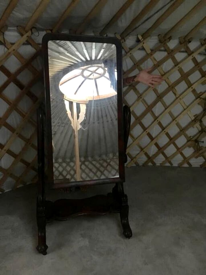 Picturesque Yurt Fantastic for Stargazing near Joshua Tree National Park, California