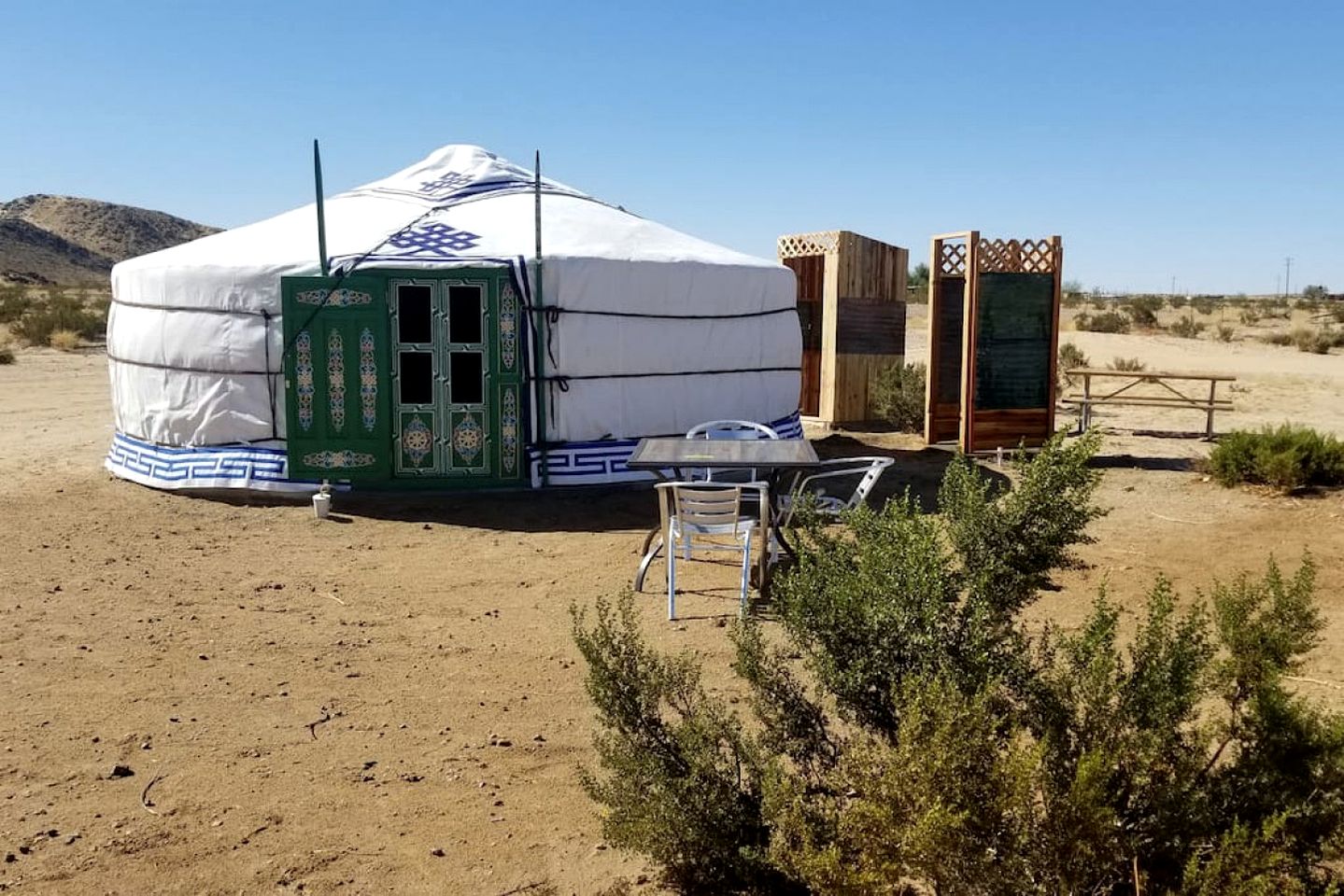 Cozy Yurt Ideal for Stargazing near Joshua Tree National Park, California