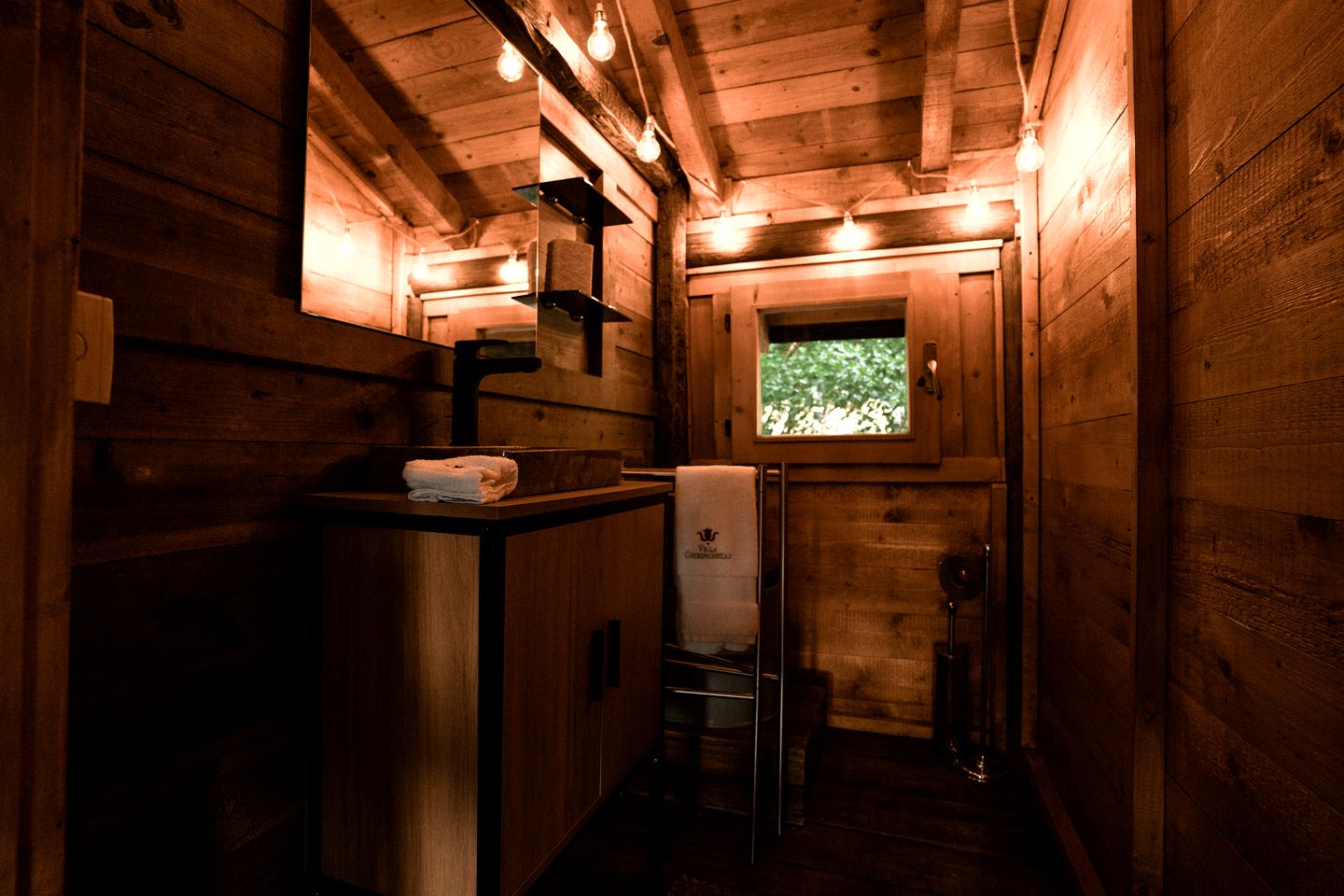 Magical Tree House Incredible for a Couples Retreat in Italy