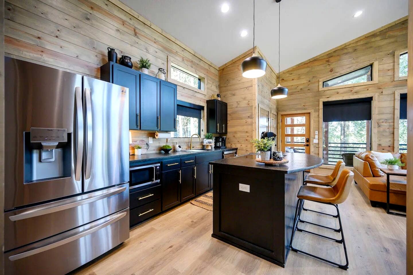 Peaceful and Romantic Glamping Cabin in Southeastern Oklahoma, near Hochatown and Broken Bow