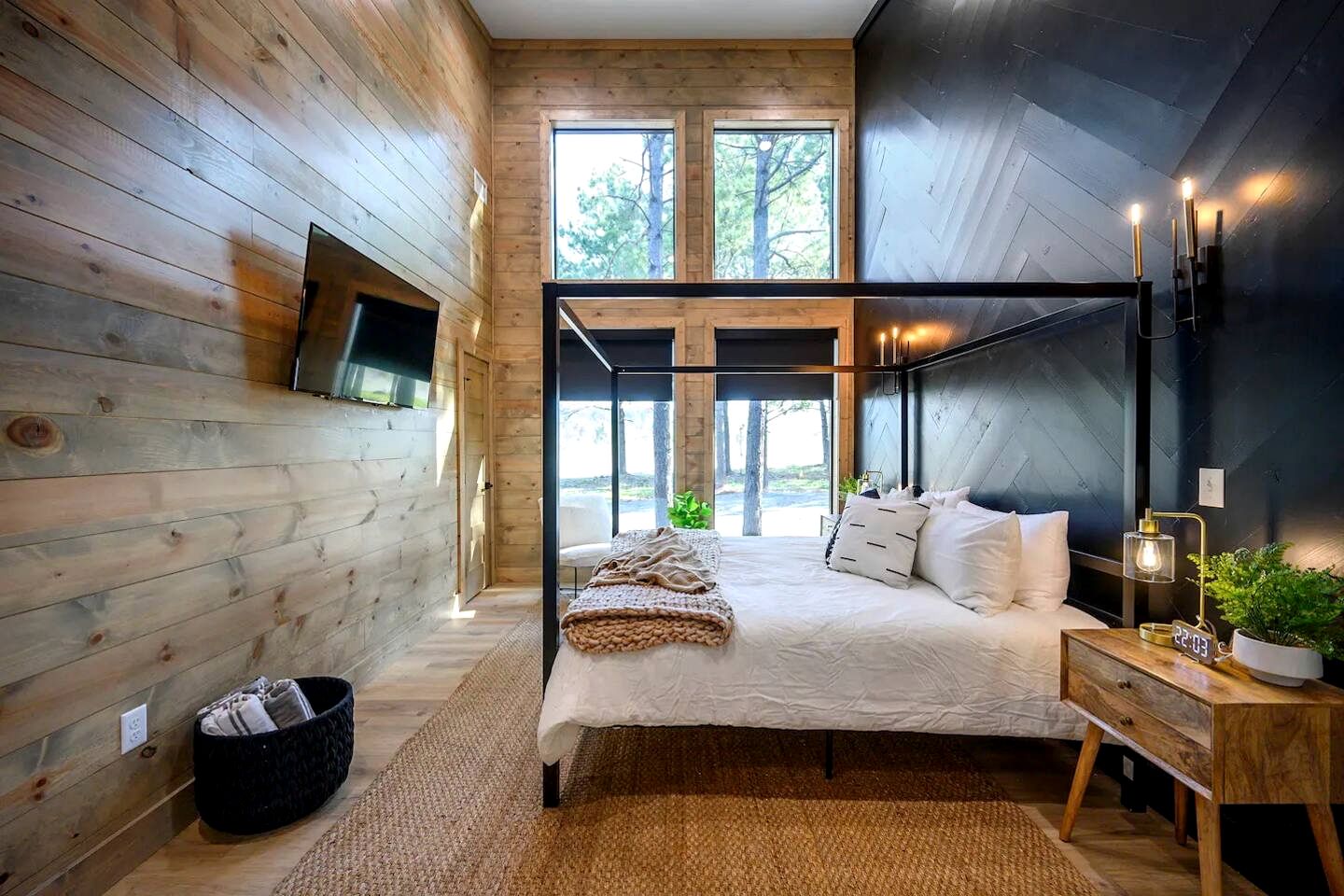 Peaceful and Romantic Glamping Cabin in Southeastern Oklahoma, near Hochatown and Broken Bow