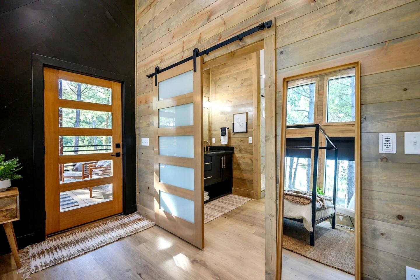 Peaceful and Romantic Glamping Cabin in Southeastern Oklahoma, near Hochatown and Broken Bow