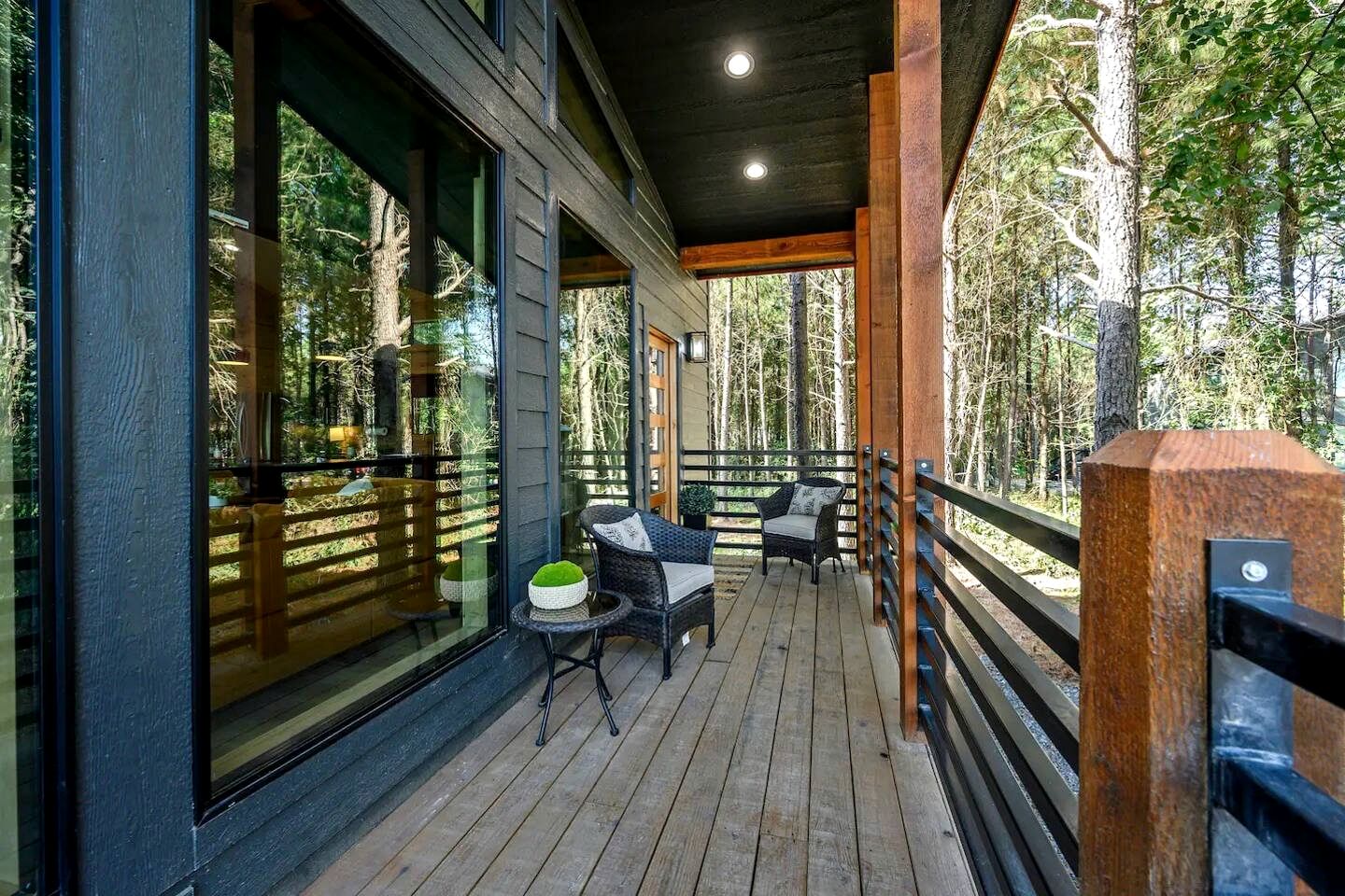 Peaceful and Romantic Glamping Cabin in Southeastern Oklahoma, near Hochatown and Broken Bow