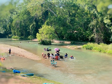 29 Son's Texas Riverside Retreat photo 4