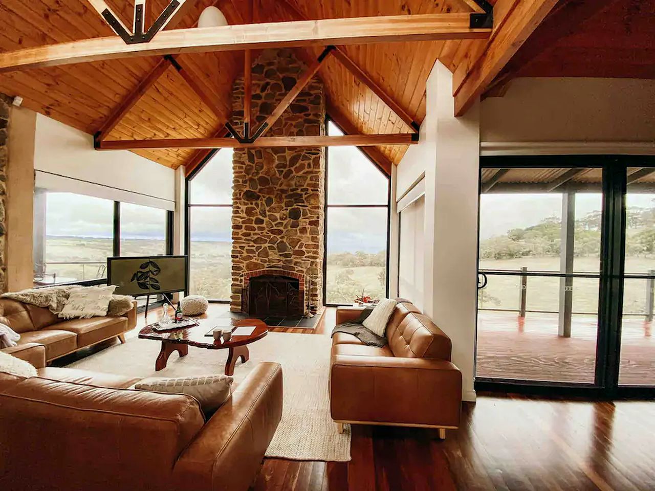 Luxurious Villa Rental Perfect for Glamping in South Australia