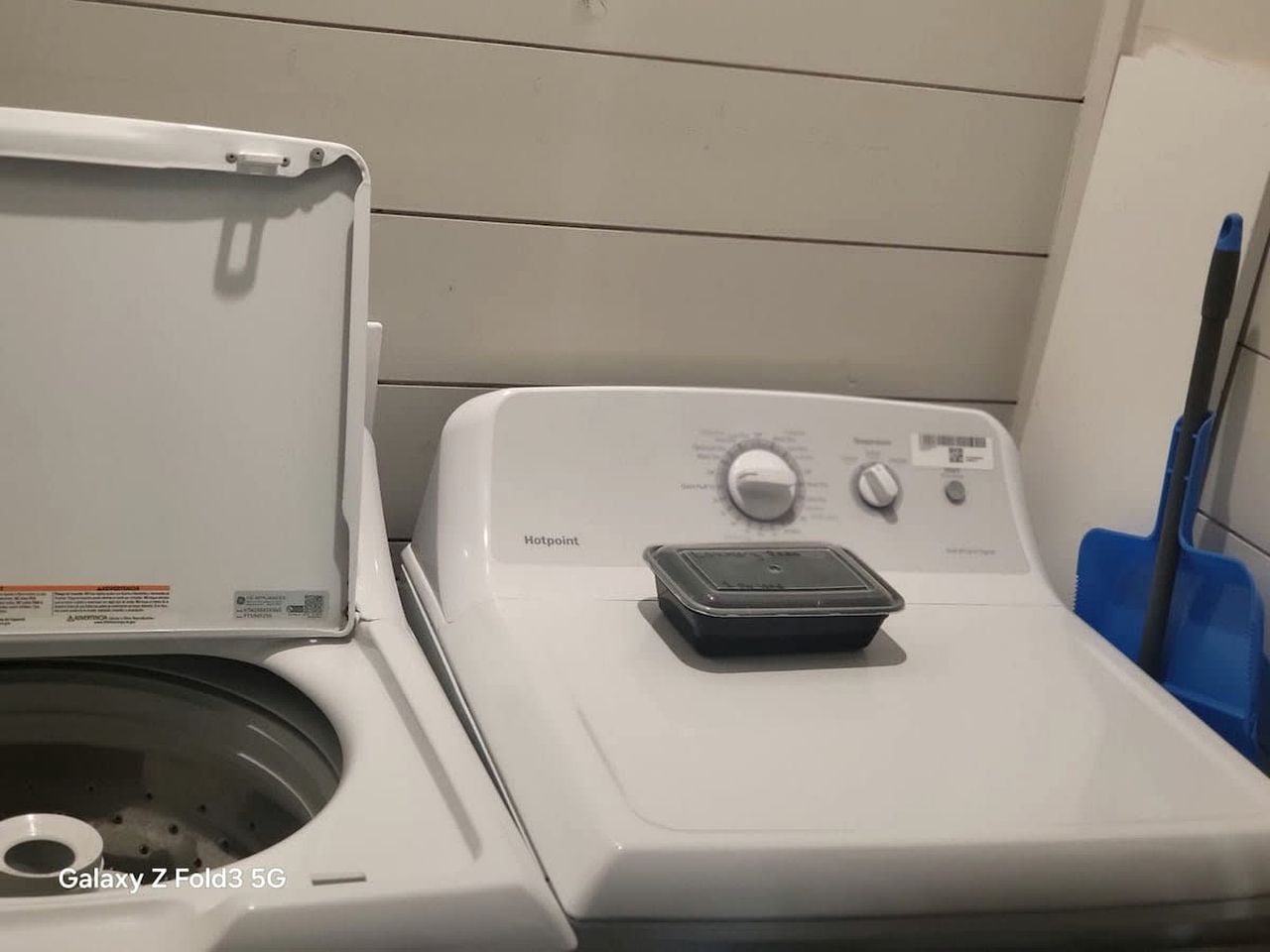 Cozy Pine-Lined Cabin with Hot Tub & Fire Pit Near Broken Bow Lake, Broken Bow OK