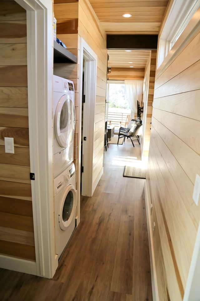 Spectacular Secluded Tiny House with Stunning Desert Views in Escalante, Utah