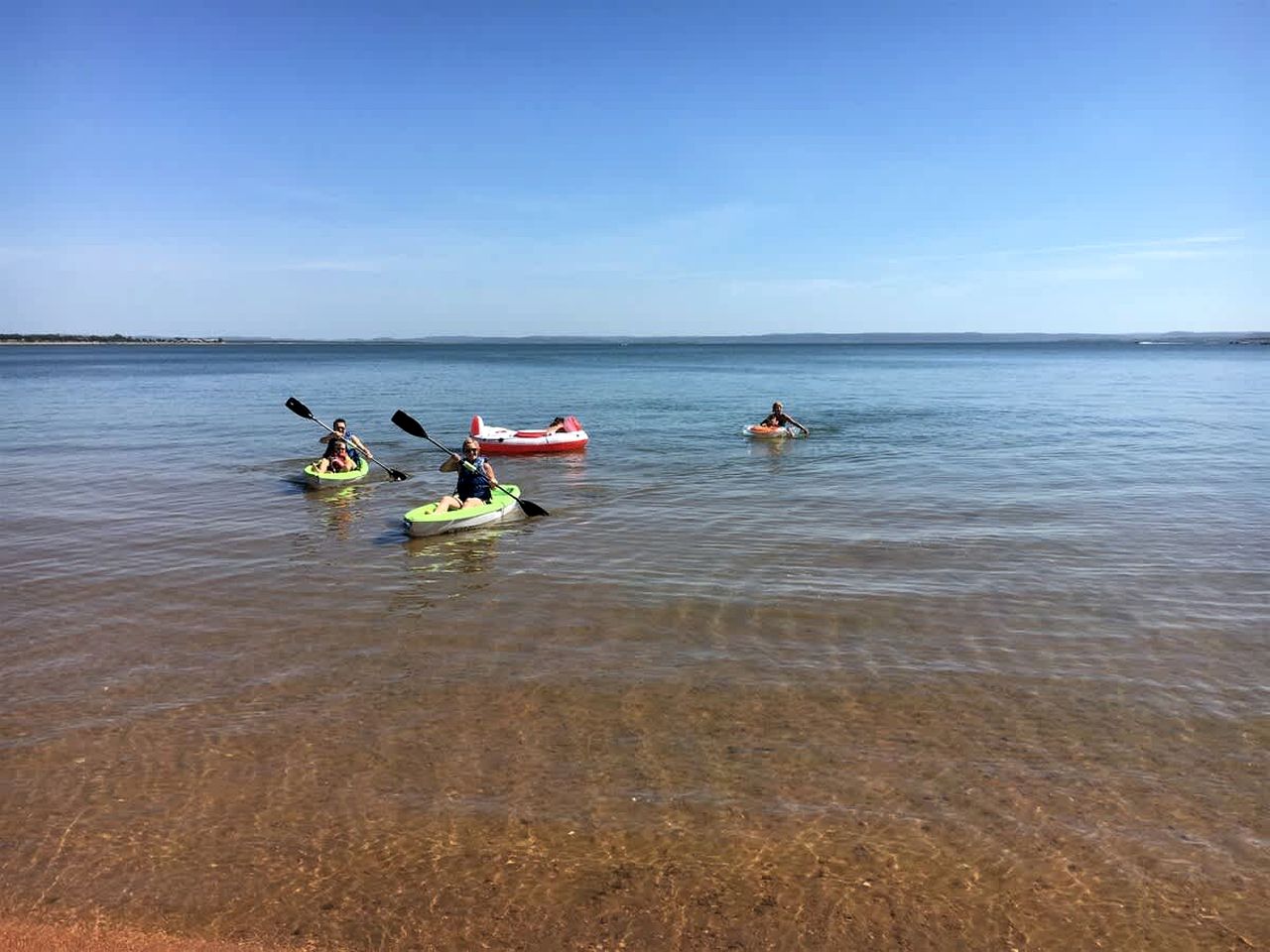 Unwind at Lake Buchanan: Charming Cabin, Panoramic Views, Outdoor Activities & Vineyards in Texas