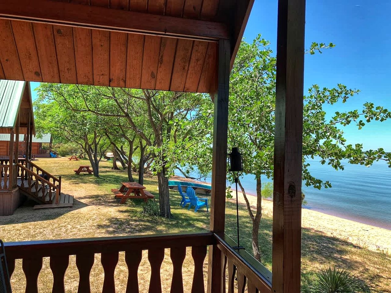 Unwind at Lake Buchanan: Charming Cabin, Panoramic Views, Outdoor Activities & Vineyards in Texas