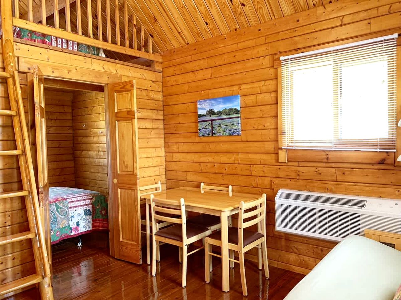 Unwind at Lake Buchanan: Charming Cabin, Panoramic Views, Outdoor Activities & Vineyards in Texas