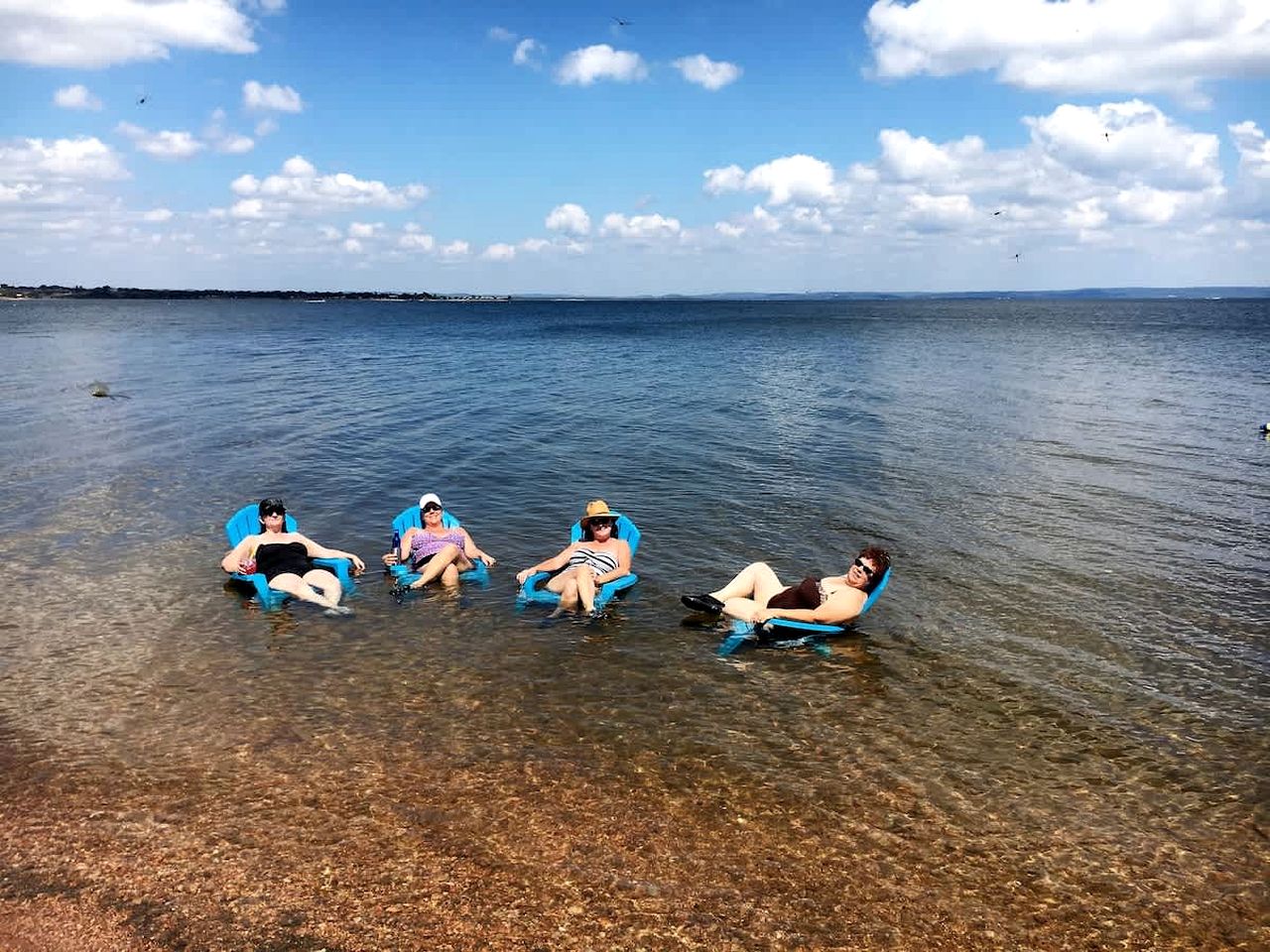 Charming Lakeview Cabin with Firepit Near Vineyards and Adventure Escapes in Buchanan Dam, Texas