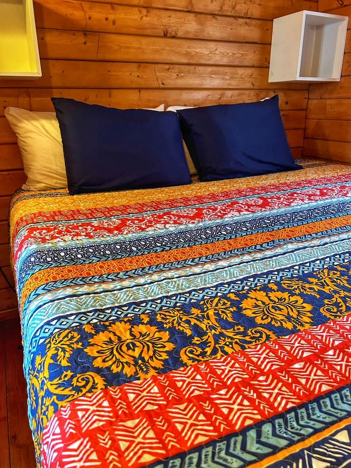 Peaceful Lakefront Cabin with Loft, Beach Access & Sunset Views in Buchanan Dam, Texas