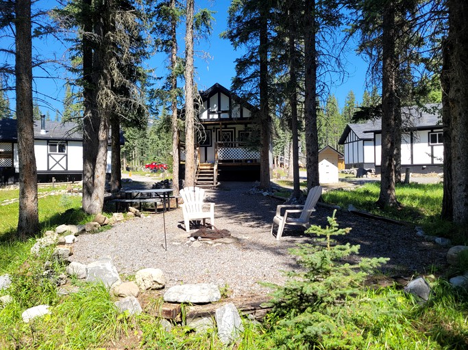 Cabins (Nordegg, Alberta, Canada)