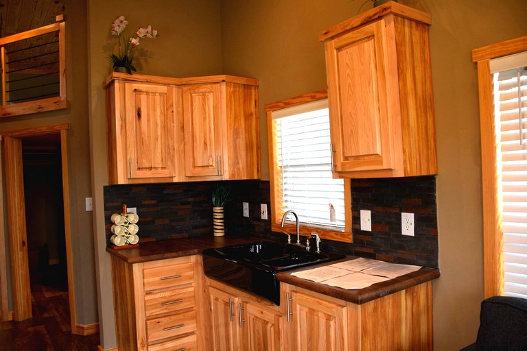 Tiny Houses (Cedar Creek, Texas, United States)