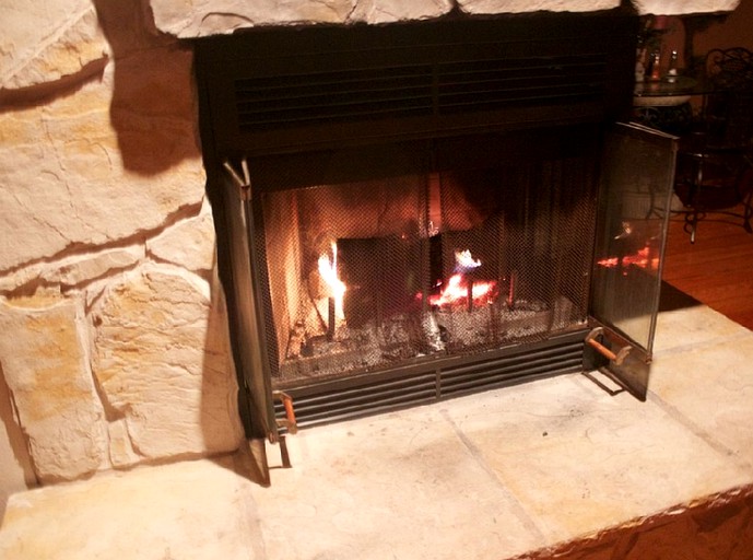 Cabins (Dripping Spring, Texas, United States)