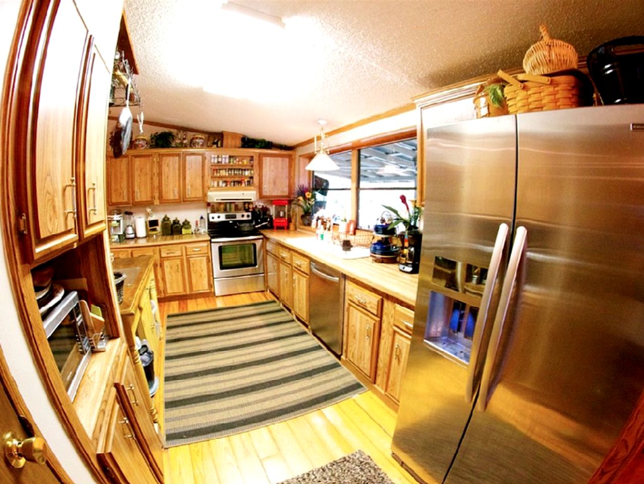 Rustic Country Cabin on Three Acre Rural Property for Staycation near Austin