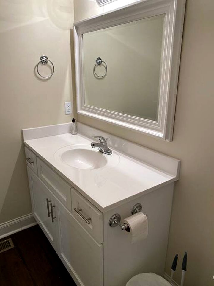 Waterfront Cottage with Fire Pit, Kayaks, Dock and Picnic Space in Charlotte, North Carolina