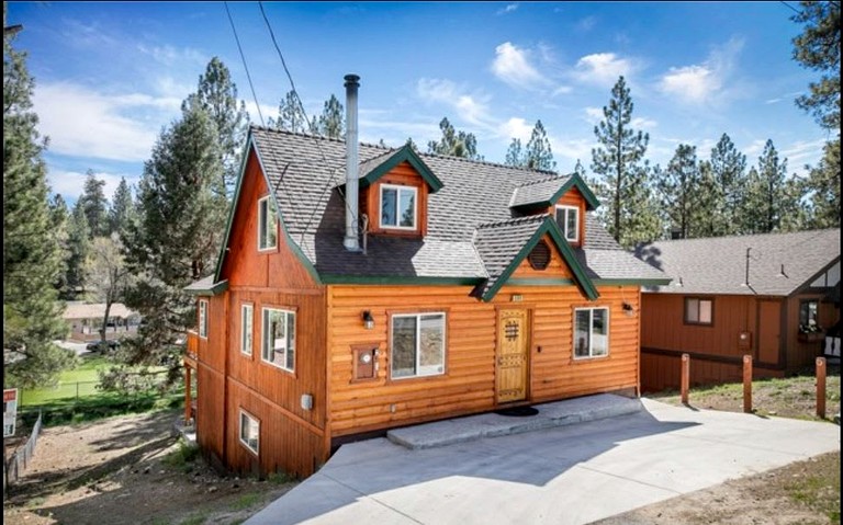 Cabins (United States of America, Big Bear, California)