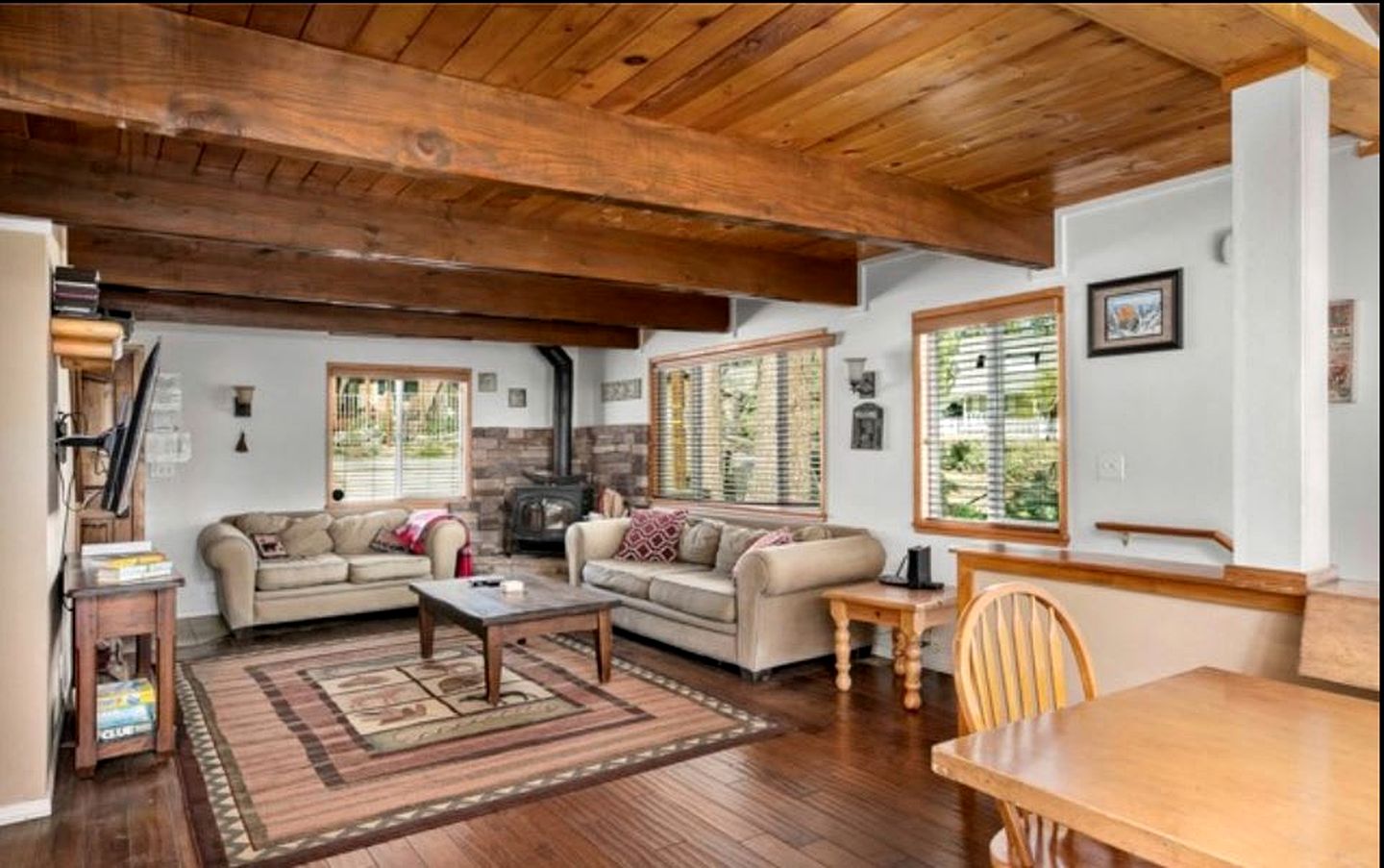 Enchanting Mountain Cabin Retreat near Big Bear Lake & Meadow Park, California