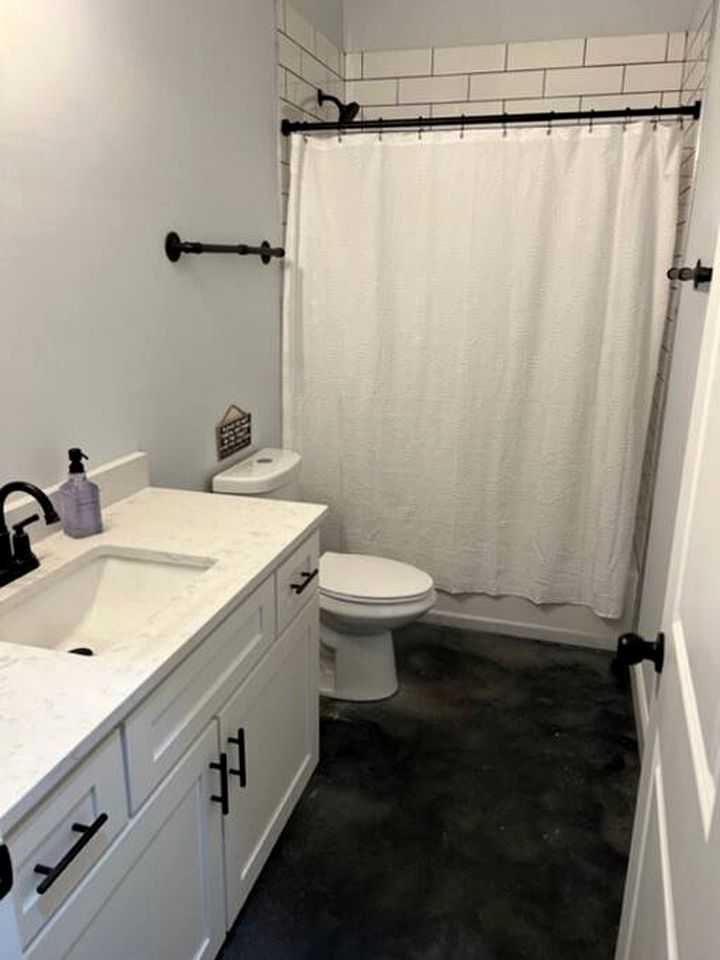 Cute Cottage with Fire Pit Perfect for Hiking Trails in Indian Trail, North Carolina