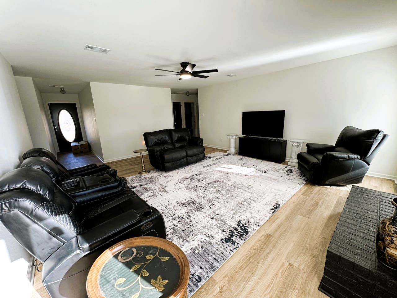 Peaceful Retreat with Expansive Yards & Cozy Outdoor Spaces in Alexander, Arkansas