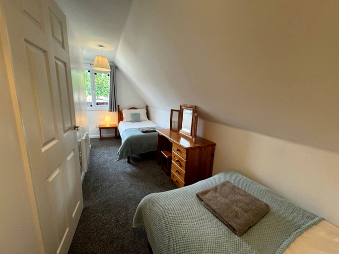 Cabins (United Kingdom, Helstone, England)