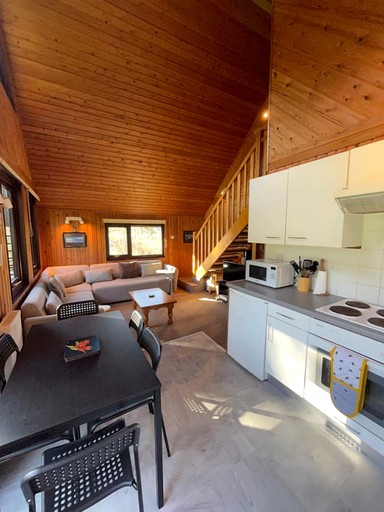 Cabins (United Kingdom, --, England)