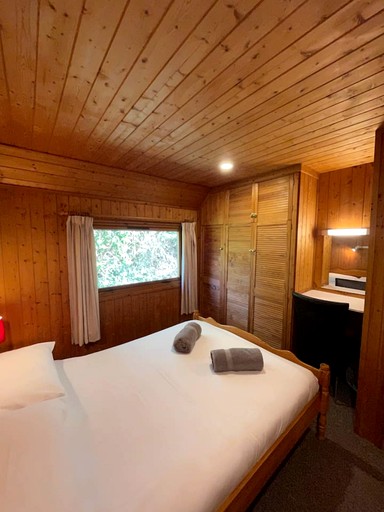 Cabins (United Kingdom, Camelford, England)