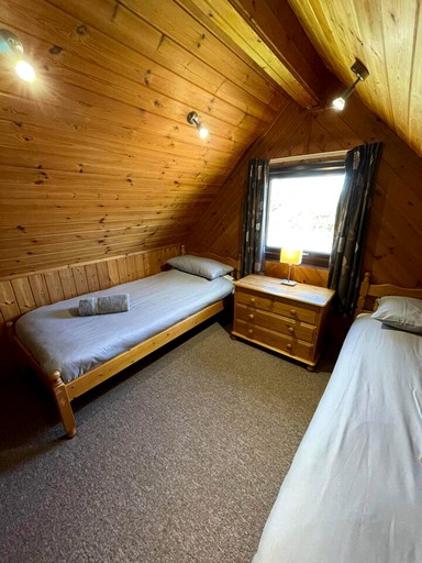 Cabins (United Kingdom, Lanteglos, England)