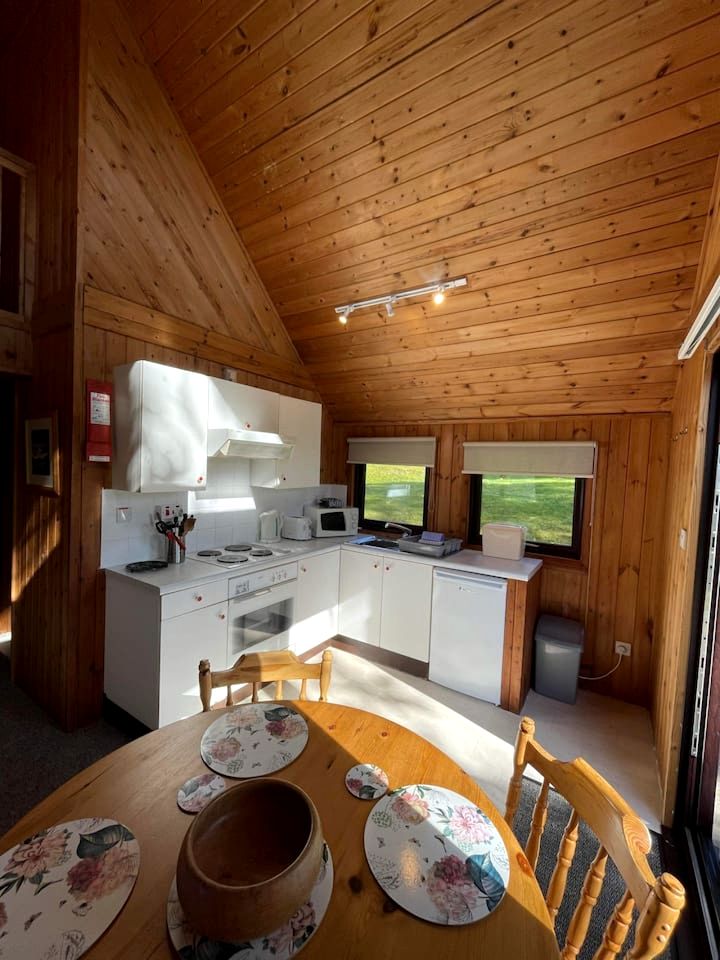Delightful Cozy Cabin with Swimming Pool in Helstone, England
