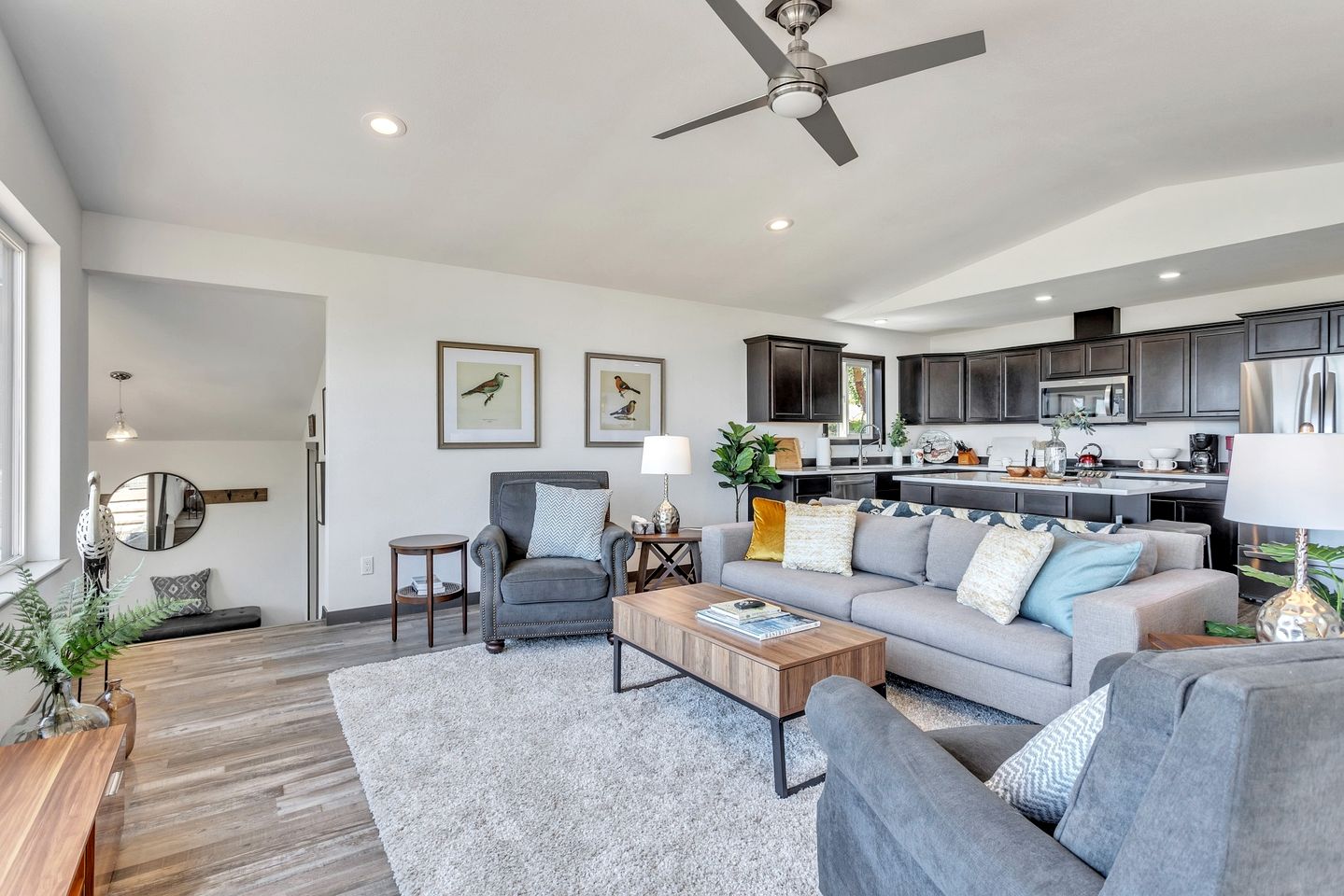 Outstanding Cottage with Fire Pit in Greenbank, Washington