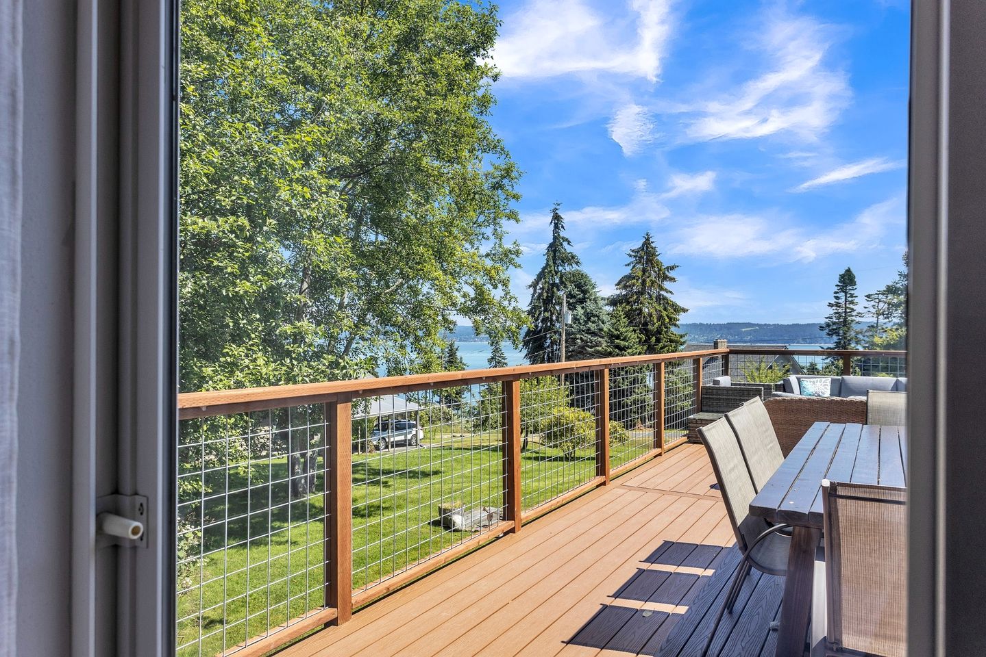 Outstanding Cottage with Fire Pit in Greenbank, Washington