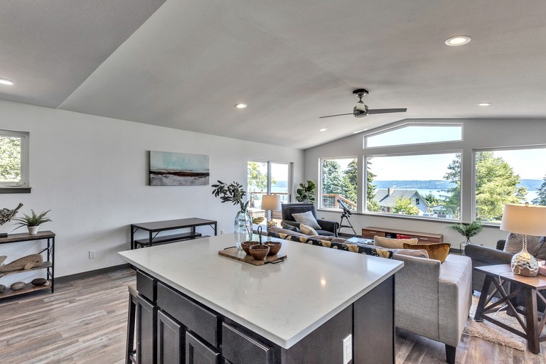 Cottages (United States of America, Greenbank, Washington)