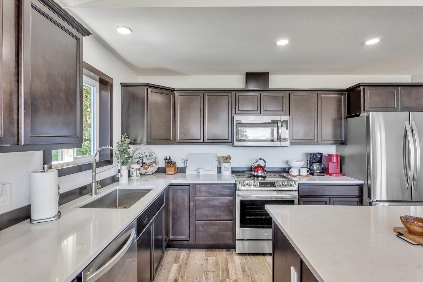 Outstanding Cottage with Fire Pit in Greenbank, Washington