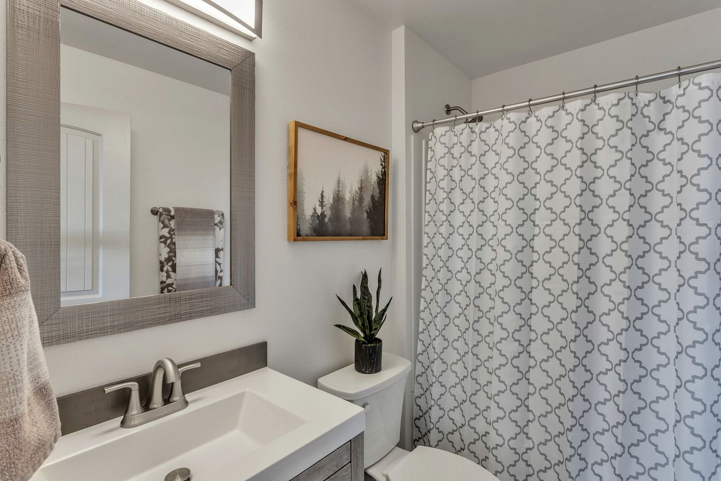 Outstanding Cottage with Fire Pit in Greenbank, Washington