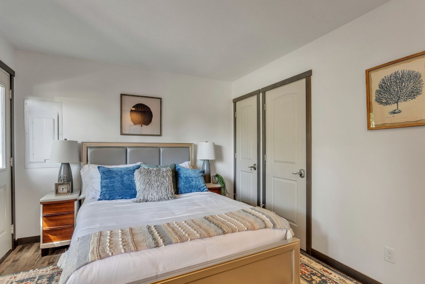 Outstanding Cottage with Fire Pit in Greenbank, Washington