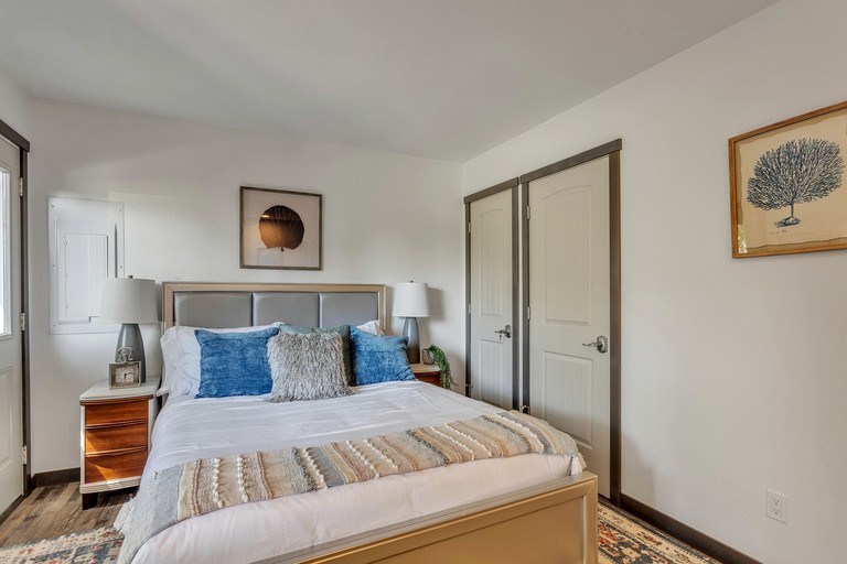 Cottages (United States of America, Greenbank, Washington)