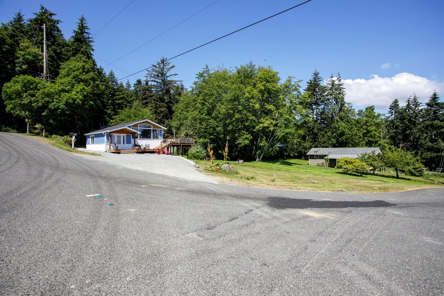 Outstanding Cottage with Fire Pit in Greenbank, Washington