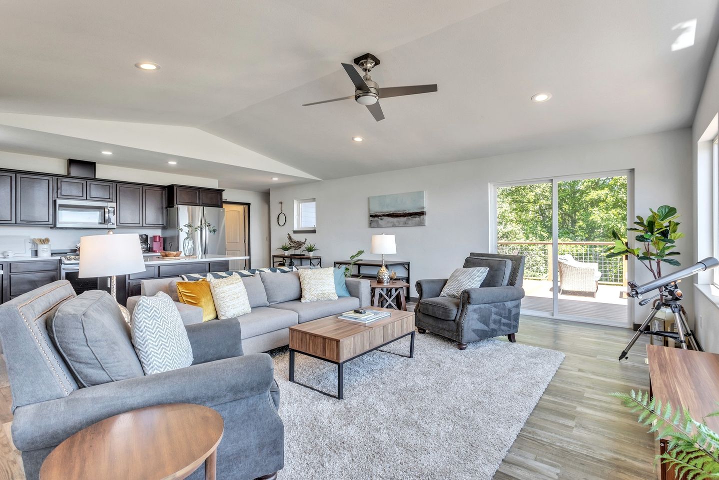 Outstanding Cottage with Fire Pit in Greenbank, Washington