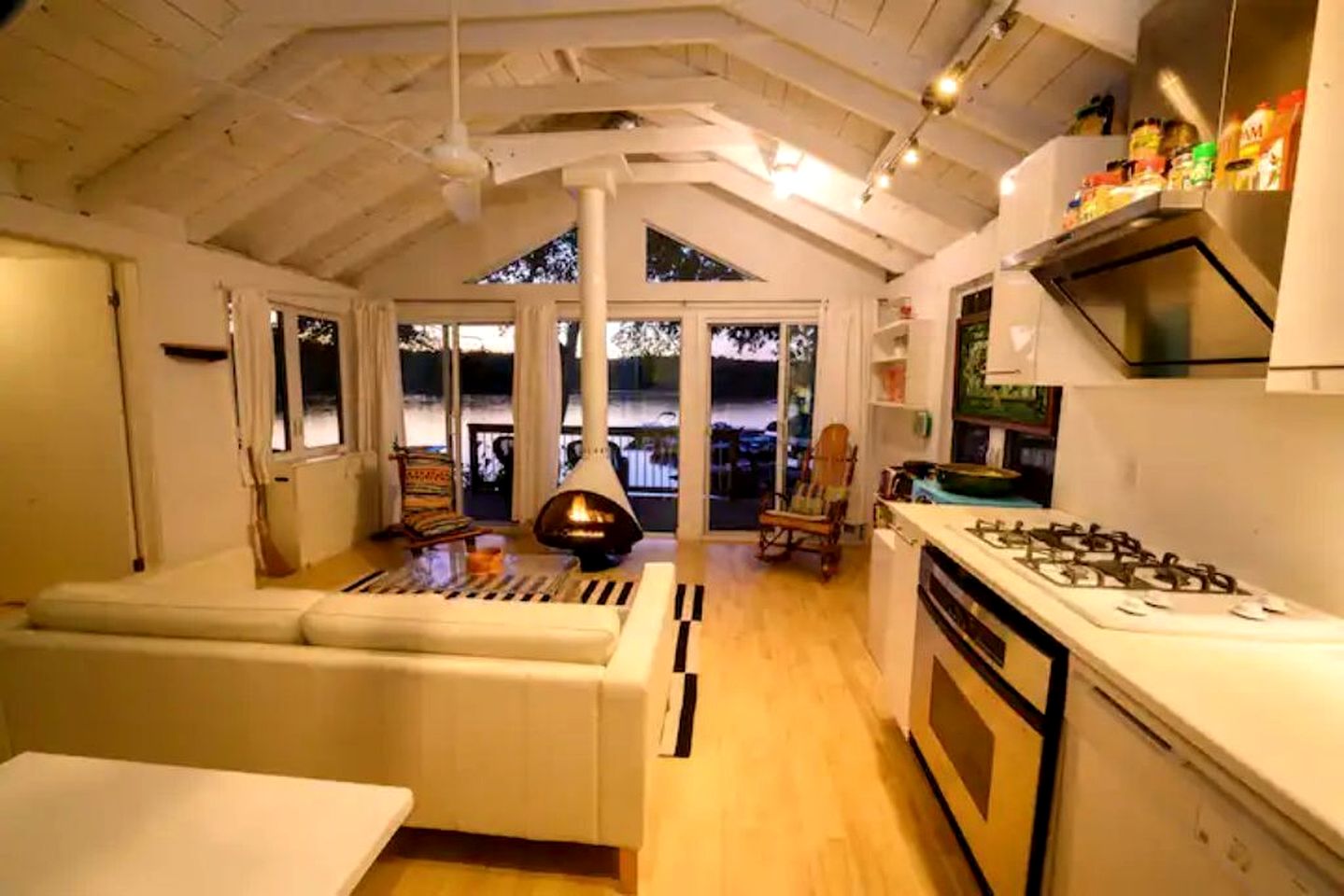 Three Pet-Friendly Cottages Perfect for Outdoor Adventures in Ontario