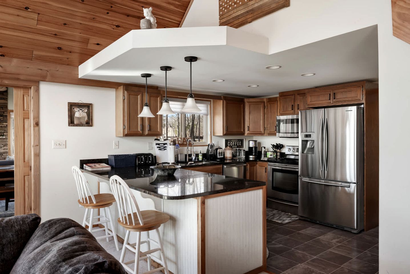 Exquisite Mountain Cabin Retreat near Cacapon River in West Virginia