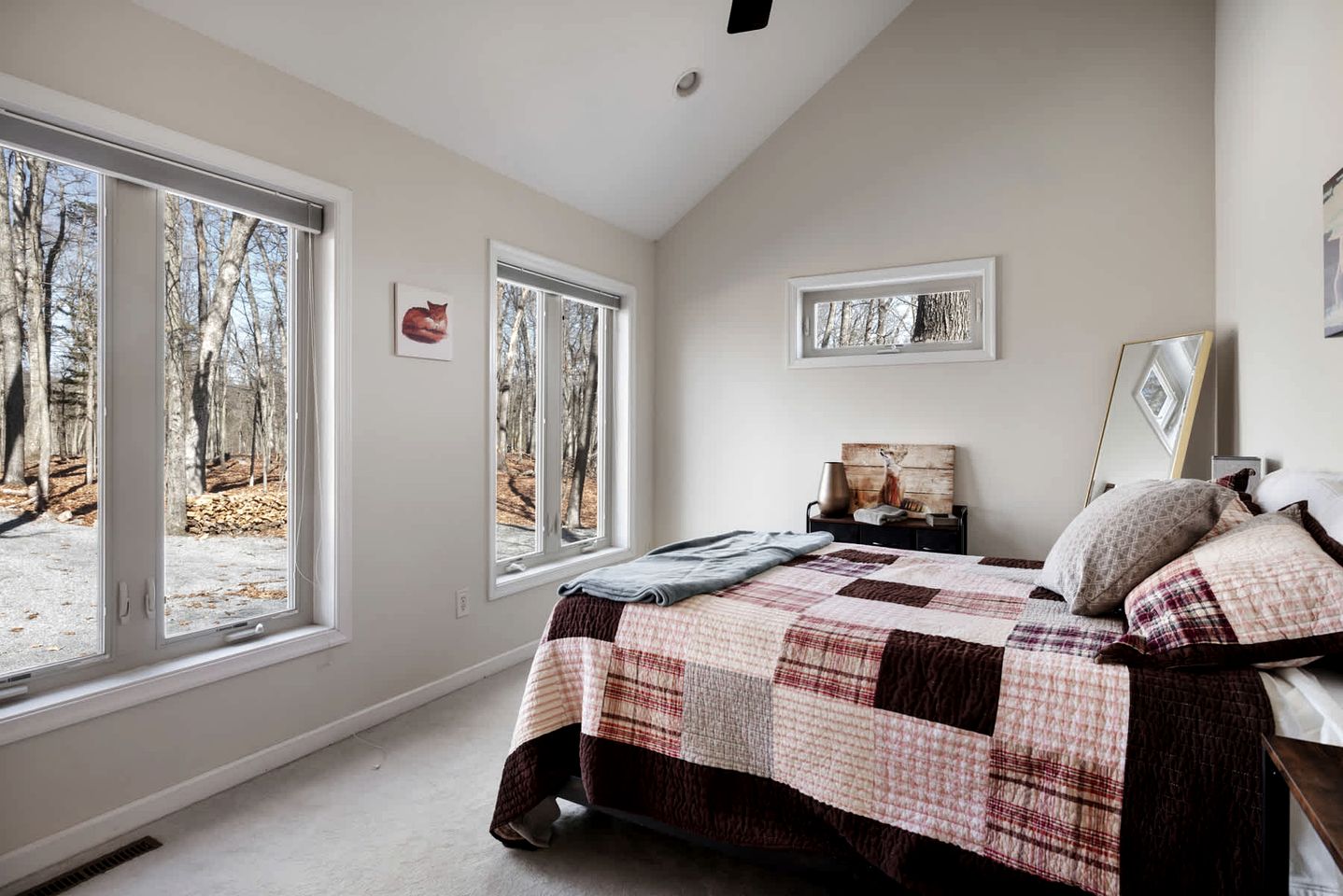 Exquisite Mountain Cabin Retreat near Cacapon River in West Virginia