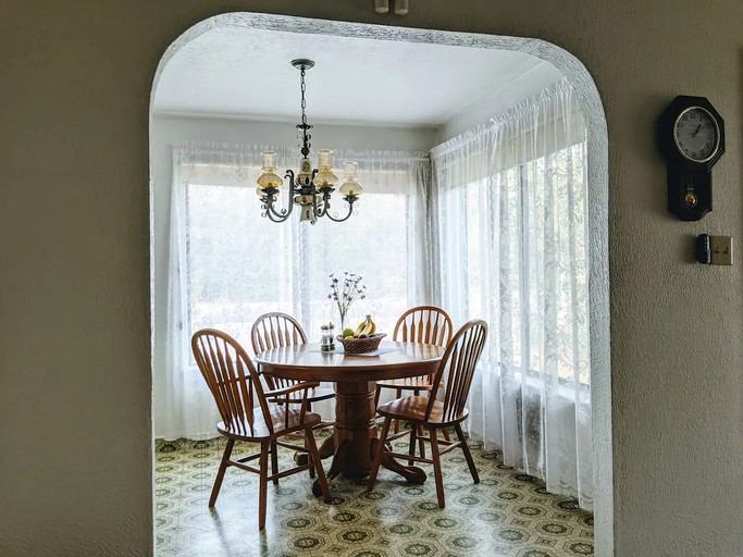 Cabins (Mount Shasta, California, United States of America)