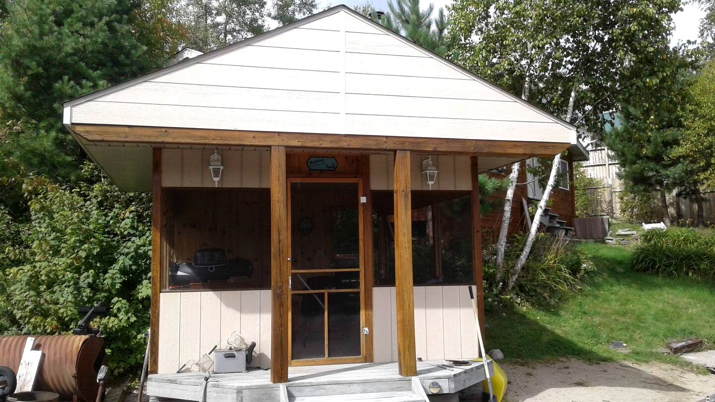 Spacious Cabin with Beachside Gazebo Ideal for an Ontario Holiday on Onaping Lake
