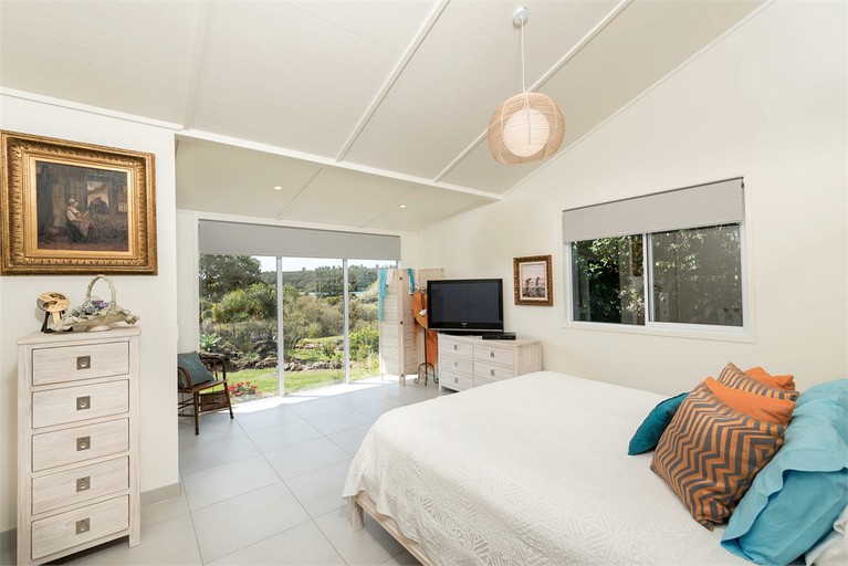 Beach Houses (Kerikeri, North Island, New Zealand)